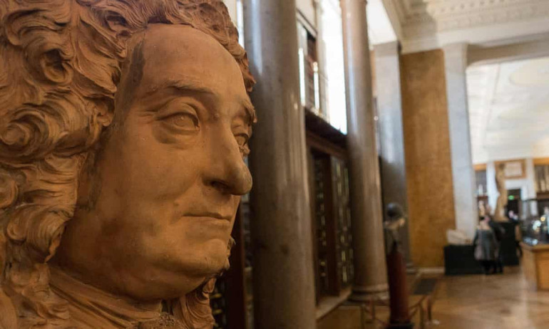 British Museum removes founding father's statue over slavery links