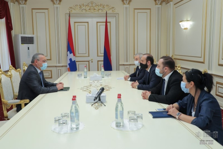 Artsakh parliament speaker meets with senior legislators in Yerevan Artsakh parliament speaker meets with senior legislators in Yerevan