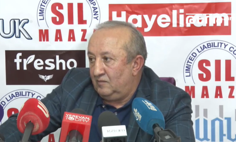Պատերազմի 3-րդ օրը վարչապետը հրաման է արձակել կանգնեցնել լրահամալրումը և կամավորներ ուղարկել առաջնագիծ․ Մովսես Հակոբյան (տեսանյութ) Պատերազմի 3-րդ օրը վարչապետը հրաման է արձակել կանգնեցնել լրահամալրումը և կամավորներ ուղարկել առաջնագիծ․ Մովսես Հակոբյան (տեսանյութ)