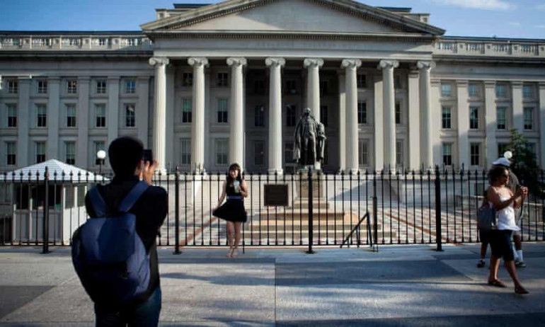 Suspected Russian hackers spied on US federal agencies - The Guardian