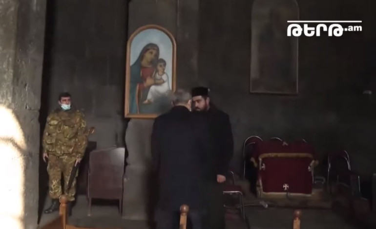 Ամբողջ Սյունիքն է դեմ եղել, որ նա այցելի, չի լսե՞լ, որ Սյունիքը դեմ է. Տեր Պարգև Ամբողջ Սյունիքն է դեմ եղել, որ նա այցելի, չի լսե՞լ, որ Սյունիքը դեմ է. Տեր Պարգև
