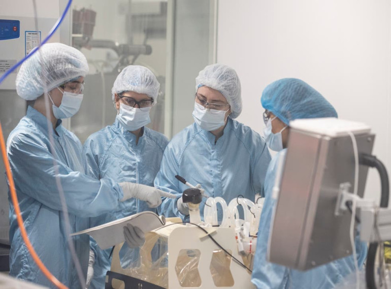 Oxford scientists preparing to design new versions of COVID vaccine