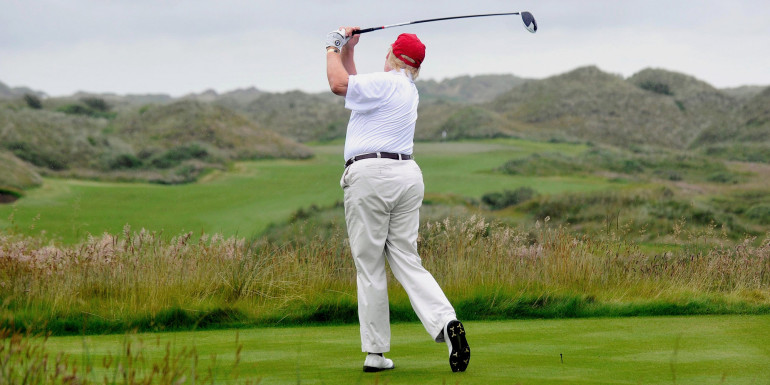 Թրամփը Սպիտակ տունը լքելուց հետո առաջին օրն անցկացրել է գոլֆ խաղալով