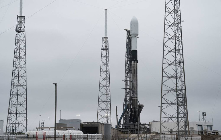 SpaceX-ը հրթիռակրի արձակում է իրականացրել՝ ավելի քան 140 արբանյակներով (տեսանյութ)