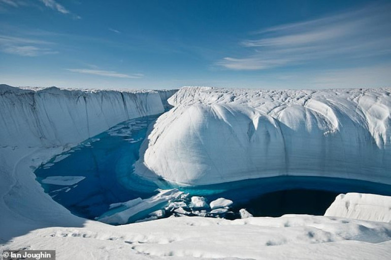 Earth lost a record 28 trillion tonnes of ice between 1994 and 2017