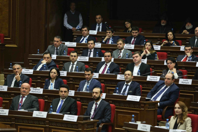 Արտահերթ ընտրություններ անցկացնելու Փաշինյանի առաջարկը դրական արձագանք չի ստացել խորհրդարանական ընդդիմության կողմից, հասարակության լայն շերտերի շրջանում էլ պահանջ չկա. «Իմ քայլը» Արտահերթ ընտրություններ անցկացնելու Փաշինյանի առաջարկը դրական արձագանք չի ստացել խորհրդարանական ընդդիմության կողմից, հասարակության լայն շերտերի շրջանում էլ պահանջ չկա. «Իմ քայլը»
