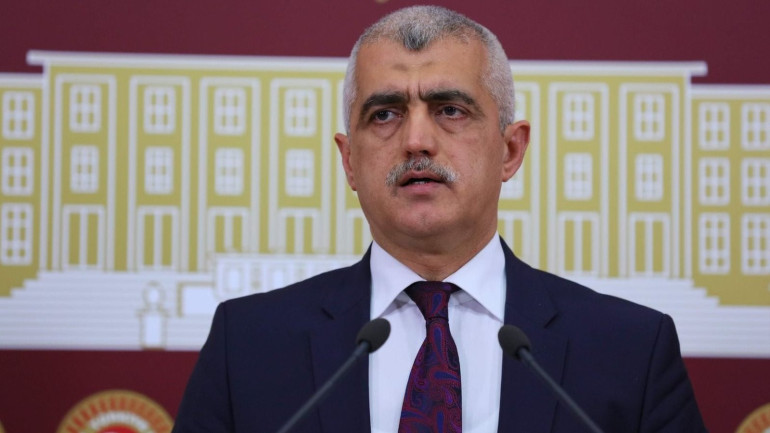 Թուրքիայում քրդամետ Ժողովուրդների դեմոկրատական կուսակցության պատգամավորը զրկվել է մանդատից Թուրքիայում քրդամետ Ժողովուրդների դեմոկրատական կուսակցության պատգամավորը զրկվել է մանդատից
