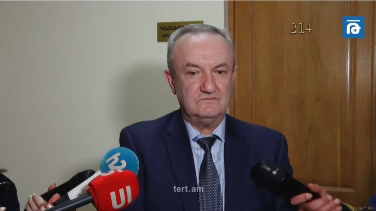 Երևանի N1 տուն-ինտերնատի բնակիչներից 19-ը հացադուլ են անում՝ պահանջելով չմիավորվել Նորքի տուն-ինտերնատի հետ և վերադարձնել նախկին տնօրենին (տեսանյութ) Երևանի N1 տուն-ինտերնատի բնակիչներից 19-ը հացադուլ են անում՝ պահանջելով չմիավորվել Նորքի տուն-ինտերնատի հետ և վերադարձնել նախկին տնօրենին (տեսանյութ)