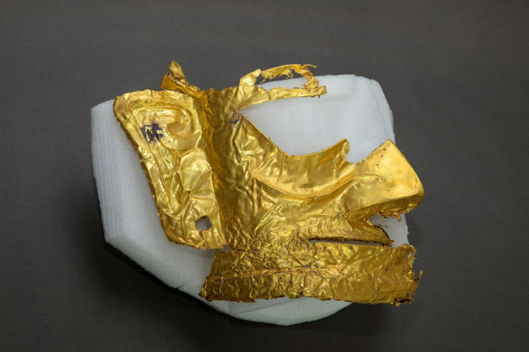 Archaeologists uncover 3,000-year-old gold mask in southwest China