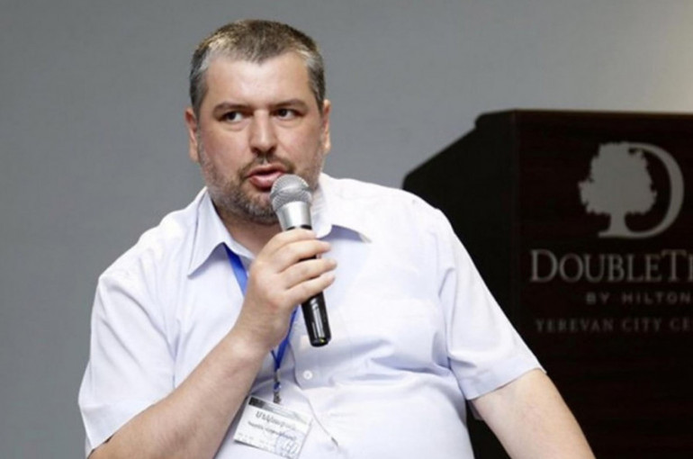 Ինքնասիրություն ունեցող մարդիկ ուղղակի հրաժարվում են Նիկոլ Փաշինյանի նշանակումներից. Կարեն Վրթանեսյանը՝ Արշակ Կարապետյանի նշանակման մասին Ինքնասիրություն ունեցող մարդիկ ուղղակի հրաժարվում են Նիկոլ Փաշինյանի նշանակումներից. Կարեն Վրթանեսյանը՝ Արշակ Կարապետյանի նշանակման մասին
