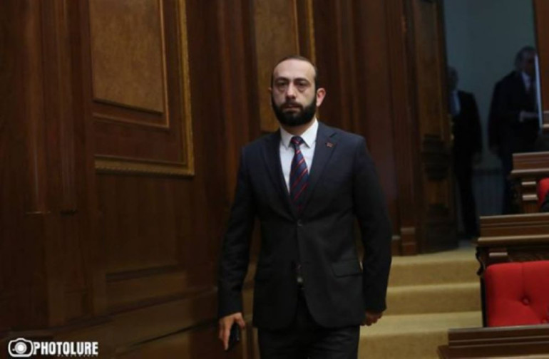 «Грапарак»: Официальная Москва отказалась принимать Арарата Мирзояна «Грапарак»: Официальная Москва отказалась принимать Арарата Мирзояна