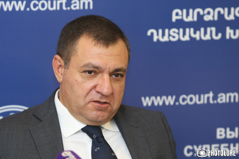 Ռուբեն Վարդազարյանի դեմ հաղորդում է ներկայացրել Անդրանիկ Սիմոնյանը,դա է եղել ԱԱԾ տնօրենի տեղակալ նշանակվելու գինը․ «Փաստինֆո» Ռուբեն Վարդազարյանի դեմ հաղորդում է ներկայացրել Անդրանիկ Սիմոնյանը,դա է եղել ԱԱԾ տնօրենի տեղակալ նշանակվելու գինը․ «Փաստինֆո»