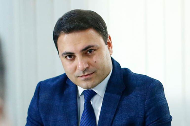 Սյունիքի մարզի ոստիկանապետը, նրա տեղակալը և Գորիսի ոստիկանապետն ազատվել են պաշտոններից. Էդգար Ջանոյան Սյունիքի մարզի ոստիկանապետը, նրա տեղակալը և Գորիսի ոստիկանապետն ազատվել են պաշտոններից. Էդգար Ջանոյան