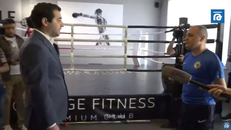 «Ձեզ հետ ռինգում չեմ կռվի, Ձեզ բանավեճի եմ հրավիրում». իմքայլական պատգամավոր Հրաչյա Հակոբյանն ընդունեց Վահե Հակոբյանի հրավերն ու ներկայացավ մարզադահլիճ (տեսանյութ)