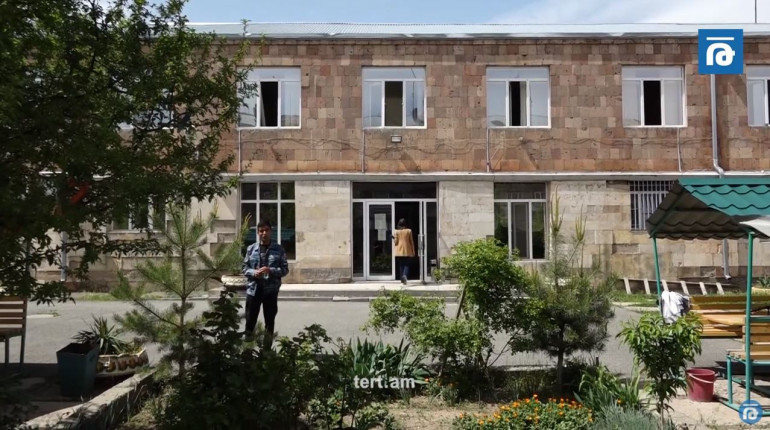 Մենք չենք խոսում տոկոսների, մանդատների արդյունքների մասին, մենք պայքար չենք անելու խորտակվող նավում մանդատների համար, մենք պայքարելու ենք որպեսզի այդ նավը չխորտակվի. Արմեն Աշոտյան Մենք չենք խոսում տոկոսների, մանդատների արդյունքների մասին, մենք պայքար չենք անելու խորտակվող նավում մանդատների համար, մենք պայքարելու ենք որպեսզի այդ նավը չխորտակվի. Արմեն Աշոտյան