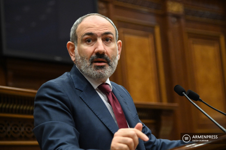 Գուցե մեր սխալն այն էր, որ Արամ Մանուկյանի լիազորությունները չէինք վերցրել, որ առաջնագիծ խաբար անողներին՝ «թողեք, եկեք», լիազորություն ունենայինք, պատերի տակ գնդակահարեինք․ Նիկոլ Փաշինյան (տեսանյութ)