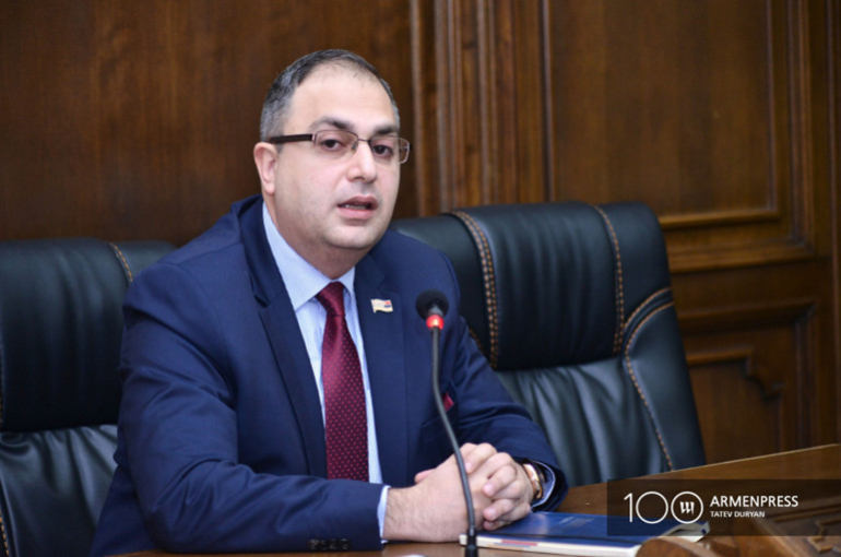 ՄԻՊ-ը թիրախավորվում է ադրբեջանական մեդիայում, պարո՛ն Թաթոյան, մենք պատրաստ ենք հստակ դիրքորոշում ունենալ Ձեր պաշտպանության ուղղությամբ, երբ Ադրբեջանը հարձակումներ է գործում Ձեր նկատմամբ․ Վ. Վարդանյան