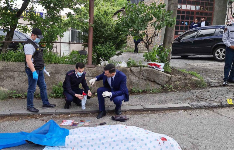 Մոլդովական փողոցում սպանված տղամարդը 37 տարեկան էր, հրազենից վիրավորվածը՝ 39 տարեկան. ՔԿ-ն մանրամասներ է հայտնել (լուսանկարներ,տեսանյութ)