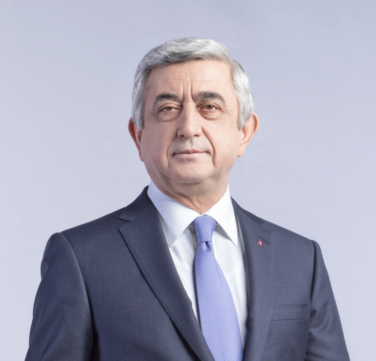 Հաղթանակը տրվում է արժանիներին, որոնք ամենալավը գիտեն խաղաղության գինը․ ՀՀ երրորդ նախագահի ուղերձը Հաղթանակի և խաղաղության տոնի առթիվ