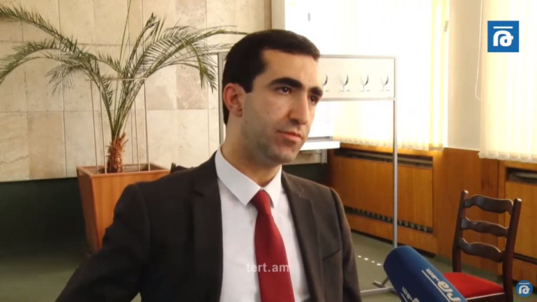 Փորձ է արվում ուղղաձիգ կառավարման մոդելը ամեն կերպ փաթաթել ԵՊՀ-ի վզին․ խնդիր կա նշանակել կենտրոնից տրված հրահանգները կատարող, լիարժեք վերահսկելի մարդկանց․ Կառլեն Խաչատրյան (տեսանյութ)
