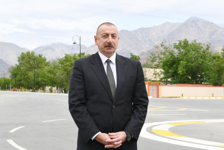 «Վստահաբար կարող եմ ասել՝ 40 կիլոմետրանոց Զանգեզուրի միջանցքը, որը մեզ բաժանում է Նախիջևանից, կբացվի»․ Ալիև