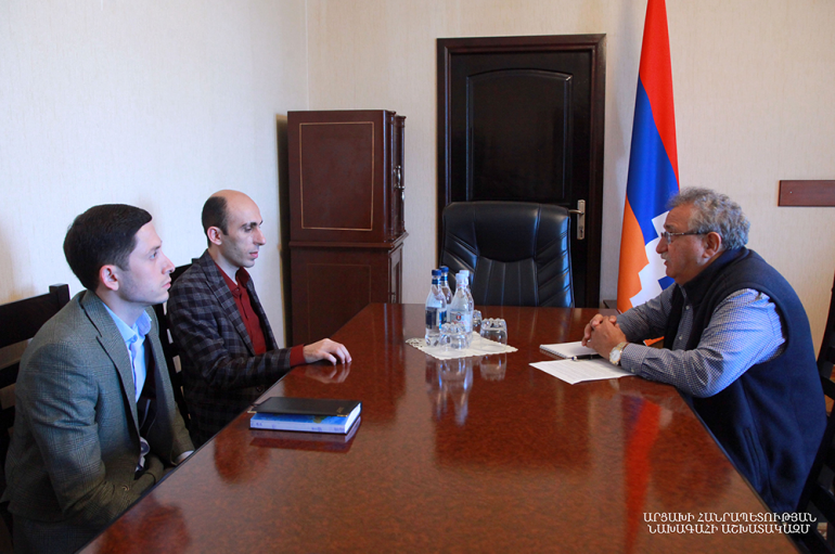 Արտակ Բեգլարյանը բարերար Ալեք Բաղդասարյանի հետ քննարկել է սոցիալական ու կրթական մի շարք նախագծեր
