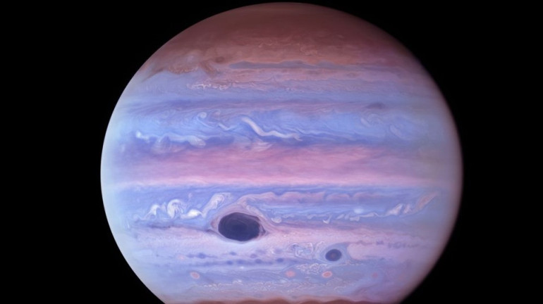 Stunning new images of Jupiter reveal atmosphere details in different light