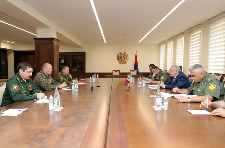 Վաղարշակ Հարությունյանն ու Ալեքսանդր Դվորնիկովը քննարկել են Սյունիքում ստեղծված իրավիճակը