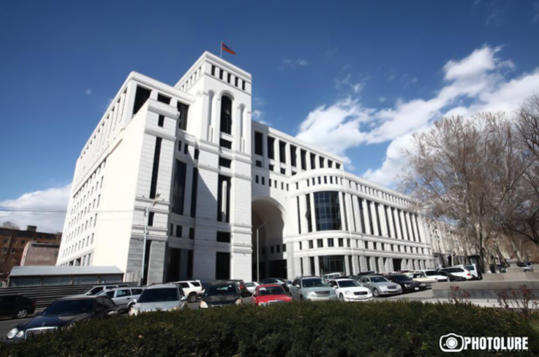 Ի գիտություն ենք ընդունում մեր գործընկերների արձագանքը ՀՀ սահմանամերձ մարզերում տեղի ունեցող զարգացումների վերաբերյալ․ ՀՀ ԱԳՆ-ն՝ ԱՄՆ Պետդեպի հայտարարությունում վիճելի եզրույթներ օգտագործելու մասին Ի գիտություն ենք ընդունում մեր գործընկերների արձագանքը ՀՀ սահմանամերձ մարզերում տեղի ունեցող զարգացումների վերաբերյալ․ ՀՀ ԱԳՆ-ն՝ ԱՄՆ Պետդեպի հայտարարությունում վիճելի եզրույթներ օգտագործելու մասին