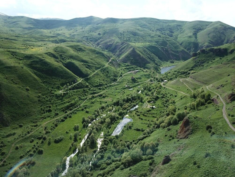 Սյունիքում բանակցությունները մեկնարկել են ժամը 17։00-ին․ մասնակցում է Ռուստամ Մուրադովը․ Գորիսի փոխքաղաքապետ