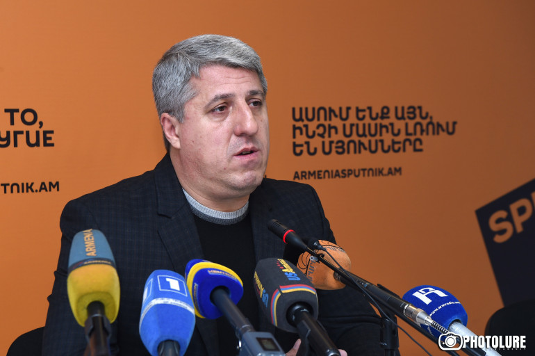 Azerbaijan’s non-attendance at scheduled talks ‘prompts scenario of a military solution’ - expert