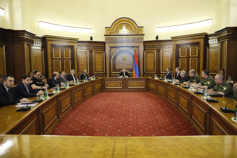 Տեղի է ունեցել Անվտանգության խորհրդի նիստ․ քննարկվել են հայ-ադրբեջանական սահմանին ստեղծված իրավիճակը, այն հանգուցալուծելուն ուղղված գործողությունների ընթացքն ու հետագա քայլերը