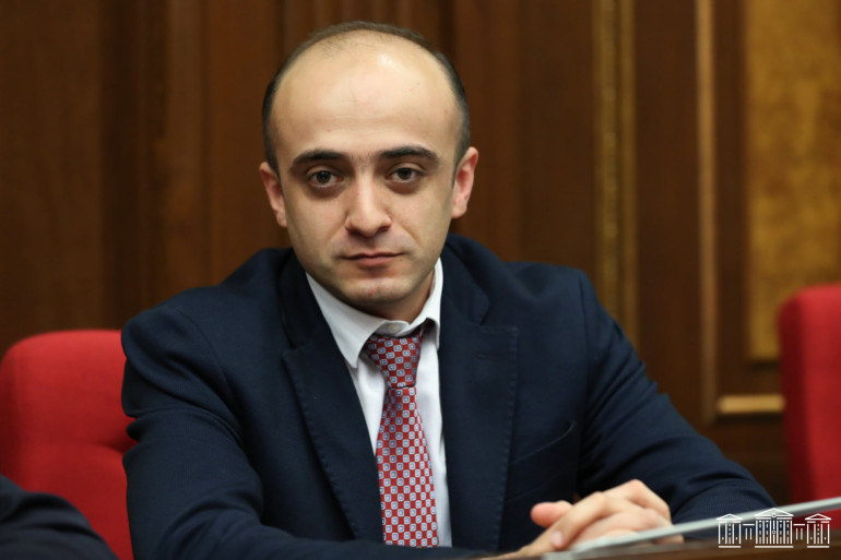 «Լուսավոր Հայաստան» կուսակցության նախընտրական շտաբի ղեկավար է նշանակվել Տարոն Սիմոնյանը