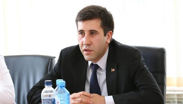 Կապիտուլյանտների այս իշխանությունը երևի որոշել է քարոզարշավը լցնել «աղմուկով ու փոշիով», որ ամեն ինչ լղոզվի. Ռուբեն Մելիքյան