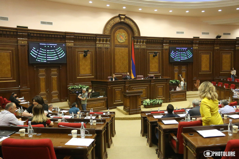 Կառավարության անդամները պատասխանել են պատգամավորների հարցերին (տեսանյութ)