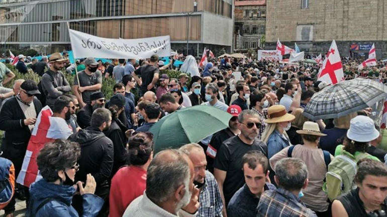 Վրաստանում «Նամահվանի» ՀԷԿ-ի կառուցման դեմ բողոքող ակտիվիստների և ոստիկանների միջև բախումների ժամանակ 8 մարդ է ձերբակալվել