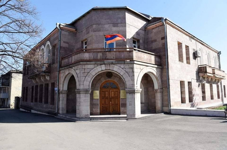 Կանադայում հնդկացիների համար նախատեսված դպրոցի տարածքում 215 երեխայի մնացորդներ են հայտանբերվել

 