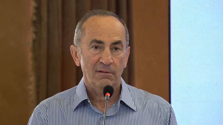 Երկրում նյարդային մթնոլորտ է տիրում, որը գալիս է երկրի ղեկավարությունից, անհրաժեշտ է փոխել ընդհանուր միջավայրը․ Ռոբերտ Քոչարյան (տեսանյութ)
