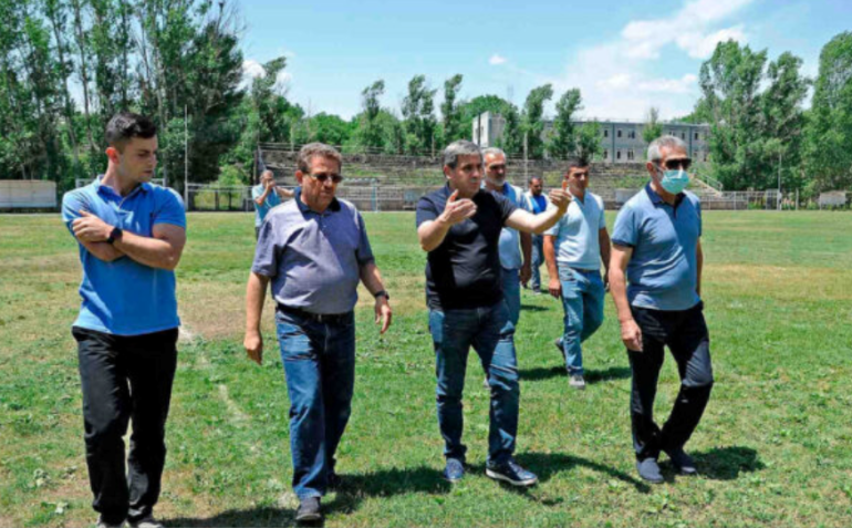 Ես չեմ ասում, թե սարեր ենք շուռ տալիս մարդկանց համար, բայց մարդիկ տեսնում են, որ մենք ապրում ենք իրենցով. Նիկոլ Փաշինյանը հանդիպել է վանաձորցիների հետ (տեսանյութ)