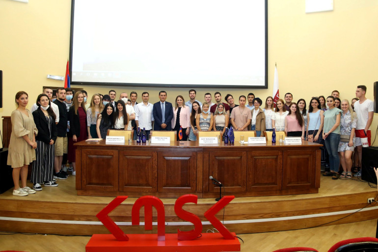 ՀՊՏՀ-ում մեկնարկել է 3 միջազգային սեմինար, որոնց մասնակցելու համար Հայաստան է ժամանել 12 երկրի 106 մասնակից