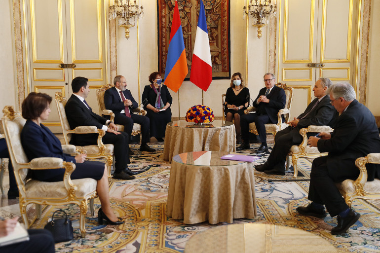 «Մեկ ամիս առաջ ՀՀ-ում սոցհարցում էր եղել, և հարցին՝ ո՞ր երկրին եք համարում Հայաստանի բարեկամ, հարցվածների գերակշիռ մասը պատասխանել է`Ֆրանսիան». Նիկոլ Փաշինյանը՝ Ֆրանսիայի ԱԺ նախագահին (տեսանյութ)