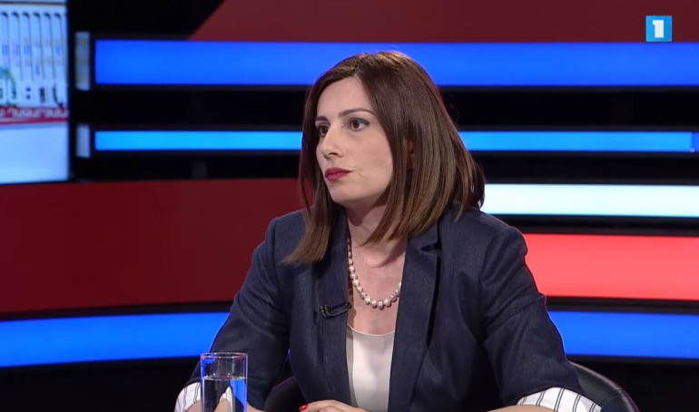 «Ինձ ինչ ասեն, ես դրան չեմ անդրադառնալու, ես քաղաքական պաշտոնատար անձ եմ». Ա. Ավանեսյանը՝ զոհվածների դիերի՝ նկուղներում պահվելու համար իր հրաժարականի պահանջի մասին