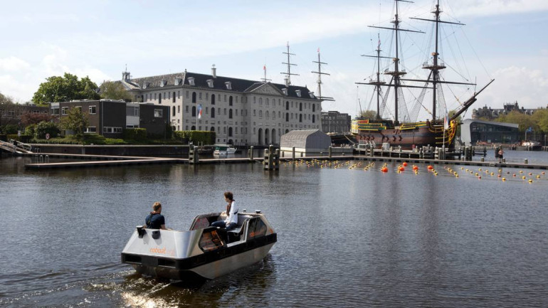 Amsterdam tests out electric autonomous boats on its canalas