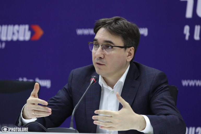Առավոտյան շոկ եմ ապրել. սկսվել է տարածվել Փաշինյանի գրքից հատվածներ, դա այլասերություն է. Արմեն Գևորգյան (տեսանյութ)