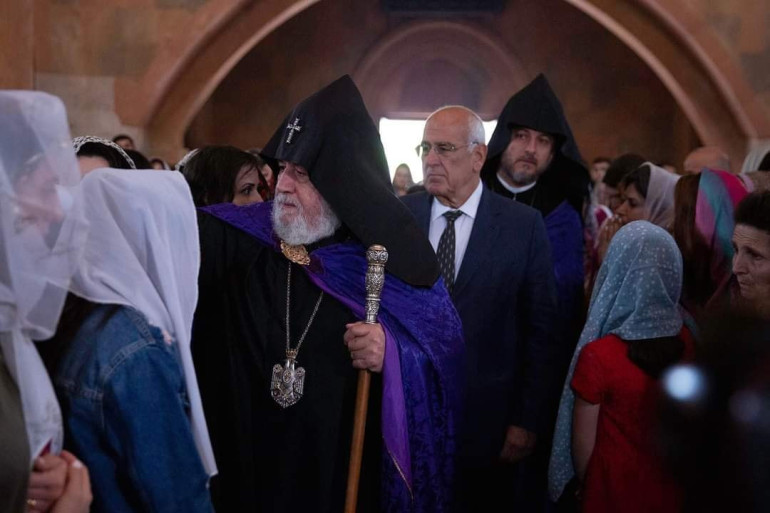 Ամենայն Հայոց Կաթողիկոսի հայրապետական այցը Արցախ ավարտվեց (լուսանկարներ)