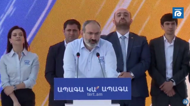 Ռոբերտ Քոչարյան, ես քեզ հրավիրում եմ բանավեճի,  ուզում ես՝ զենքով արի, ես խոսքով քեզ կոչնչացնեմ․ Նիկոլ Փաշինյան (տեսանյութ)