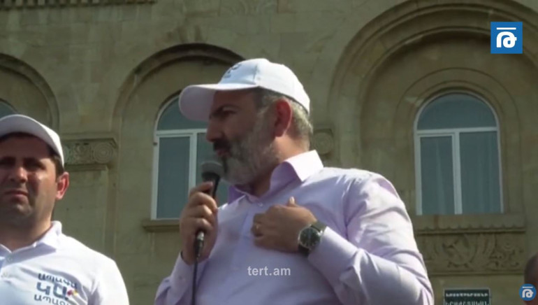 Մի տղամարդ ինձնից շնորհակալություն հայտնեց, որ հանուն Հայաստանի այդքան վիրավորանքներ եմ տարել և թույլ չեմ տվել, որ զոհերից հետո մի կաթիլ արյուն թափվի. Փաշինյան