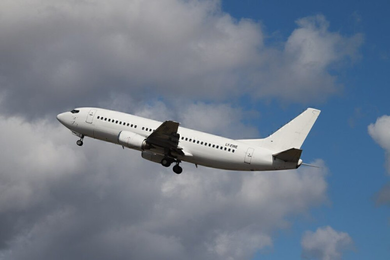 Boeing B737-300-ի շուրջ միջադեպի քննությամբ արձանագրված թերությունները հիմք ընդունելով՝ որոշում է կայացվել կասեցնել «ՖԼԱՅ ԱՐՄԵՆԻԱ ԷՅՐՎԵՅԶ»-ի թիվ 070 օդանավ շահագործողի վկայականը. ՔԱԿ