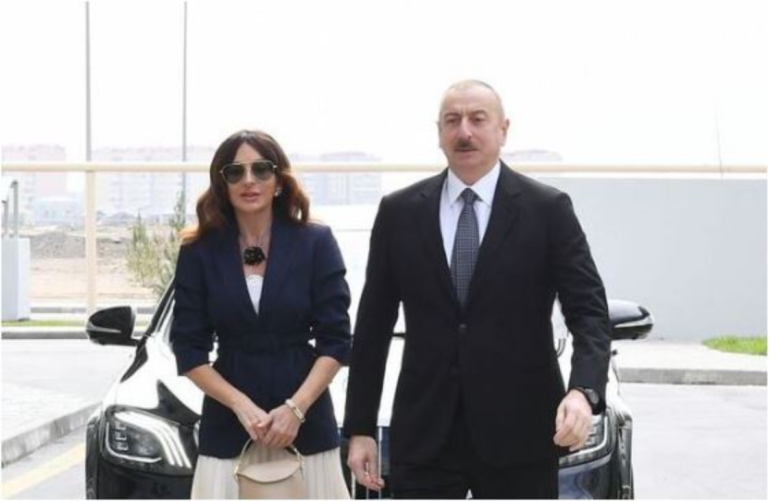 Իլհամ և Մեհրիբան Ալիևները մեկնել են ԼՂ