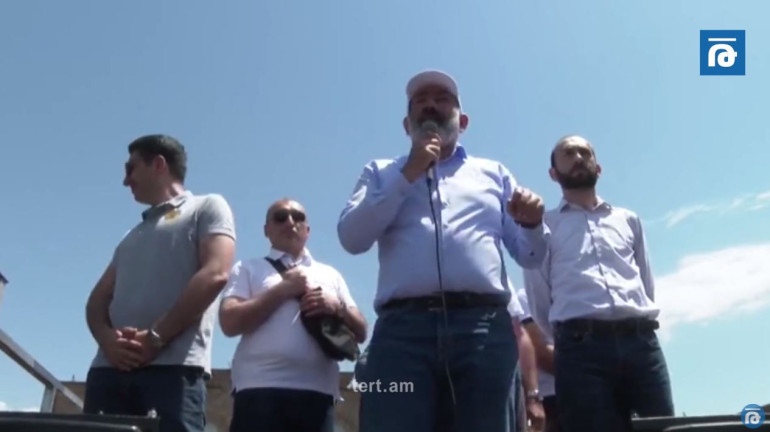 «Այս հանցագործ դուրսպրծուկներին հատ–հատ ծակերն ենք կոխելու ձեր անունից»․ Նիկոլ Փաշինյան (տեսանյութ)